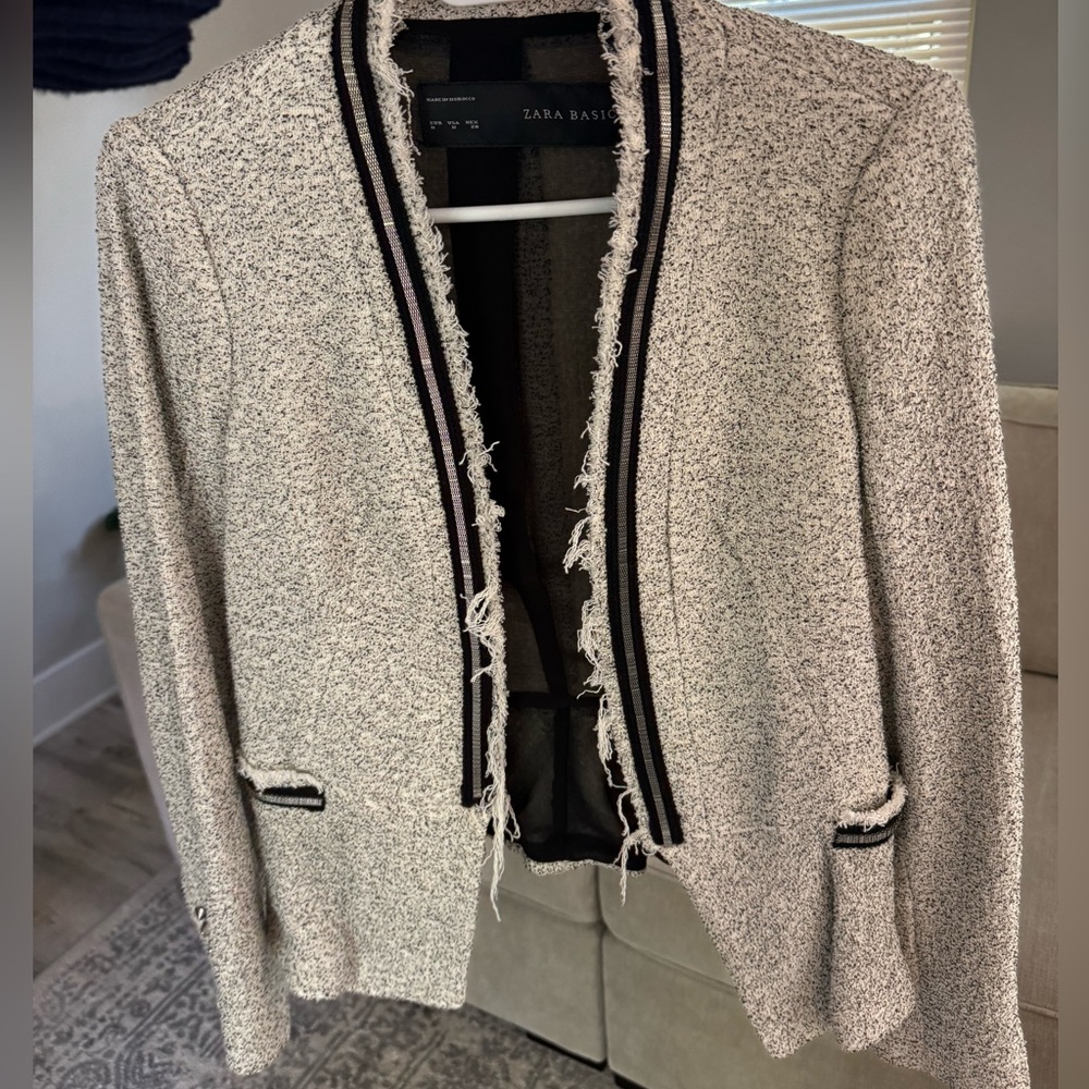 Zara Basic Tweed Blazer